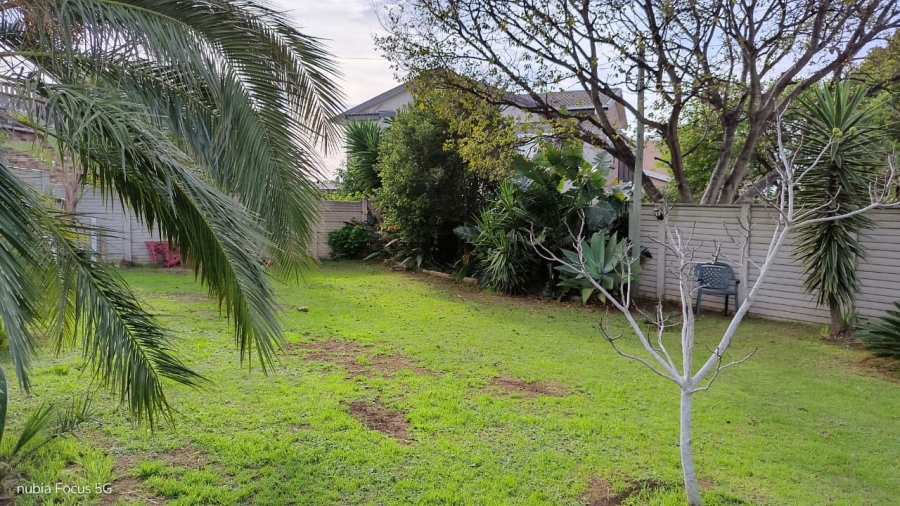 3 Bedroom Property for Sale in C Place Eastern Cape